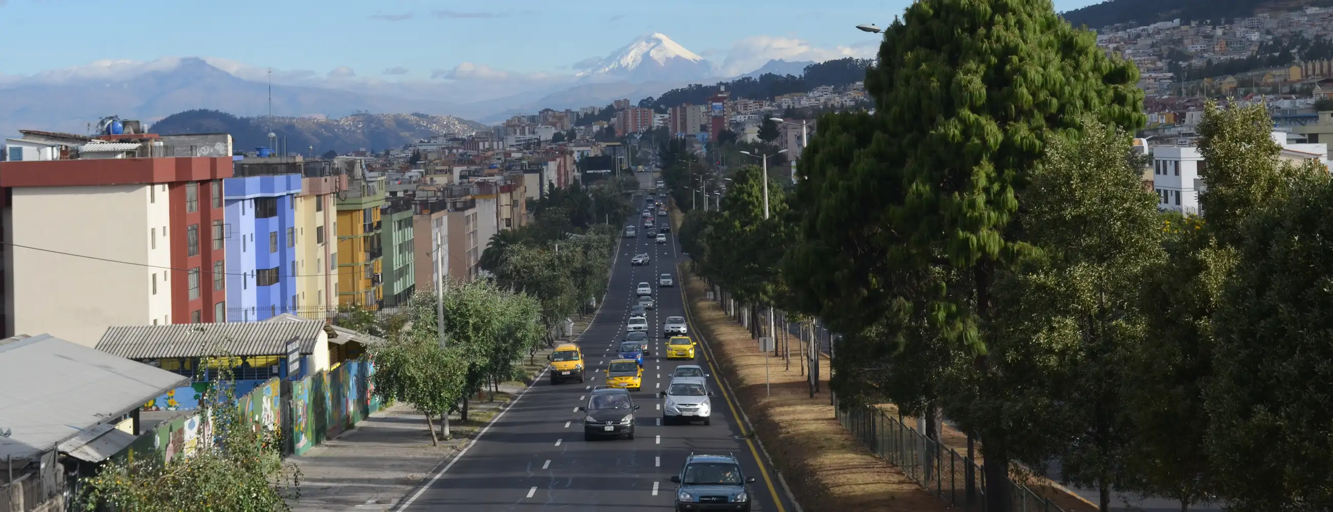 Picture of Quito, Ecuador and the mountains surrounding it.