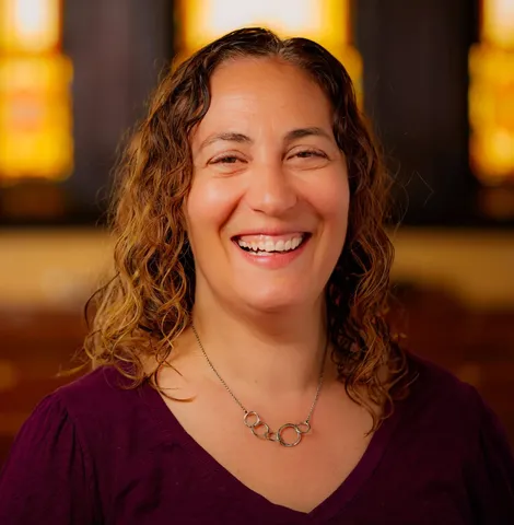 Renanit R. Levy