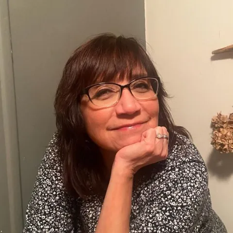 Ylisse J Yepez