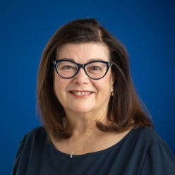 Lynn Videka Lynn Videka